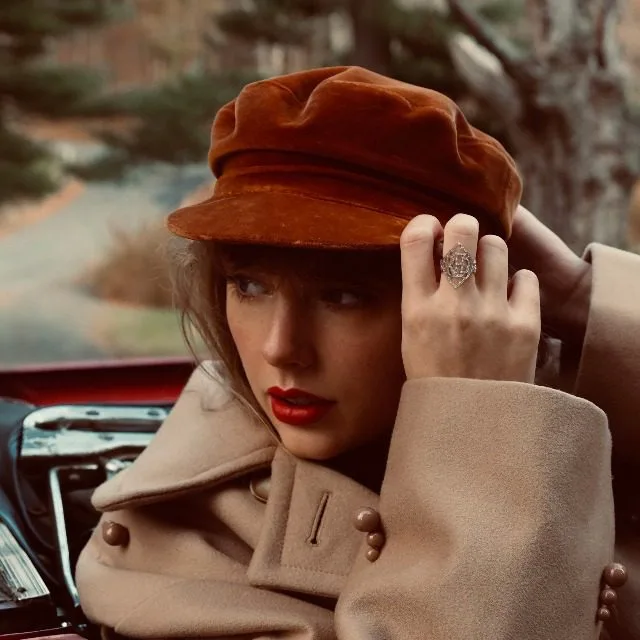 Taylor Swift’s ‘Midnights’ teaser trailer released on ‘Thursday Night Football’.