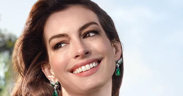 Anne Hathaway Reportedly Reveals That The Devil Wears Prada's Next Sequel Isn't Coming