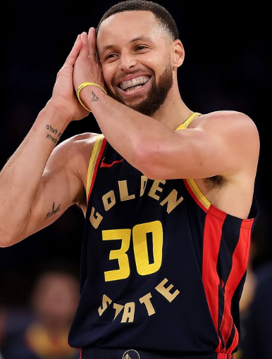 Stephen Curry: The King of Modern Basketball Continues to Inspire